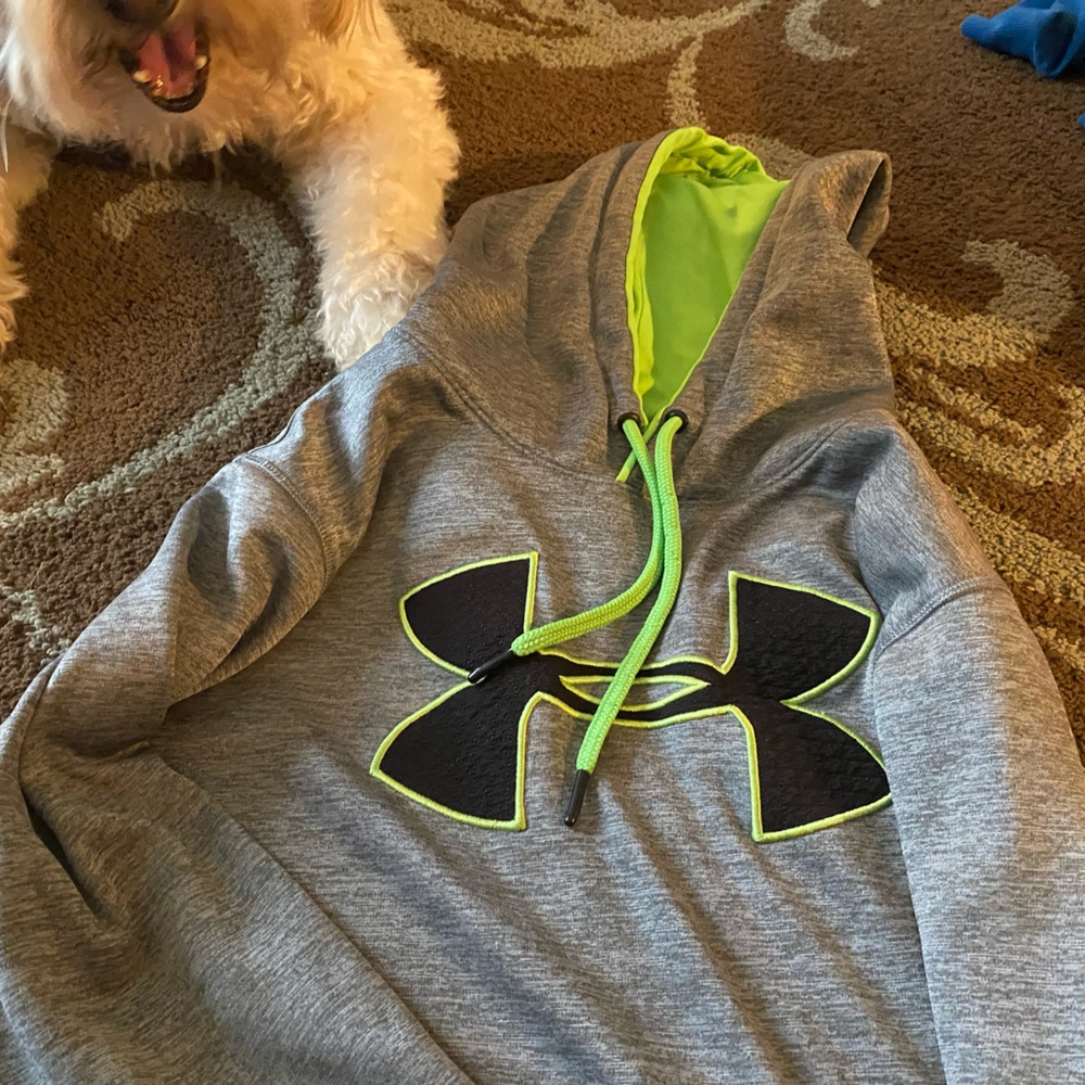Men’s Under Armour Sweatshirt